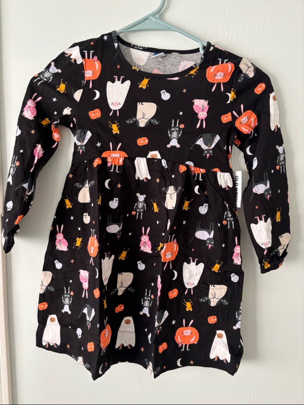 🌻5/$20🌻Old Navy Black Kids Halloween Character Print Dress